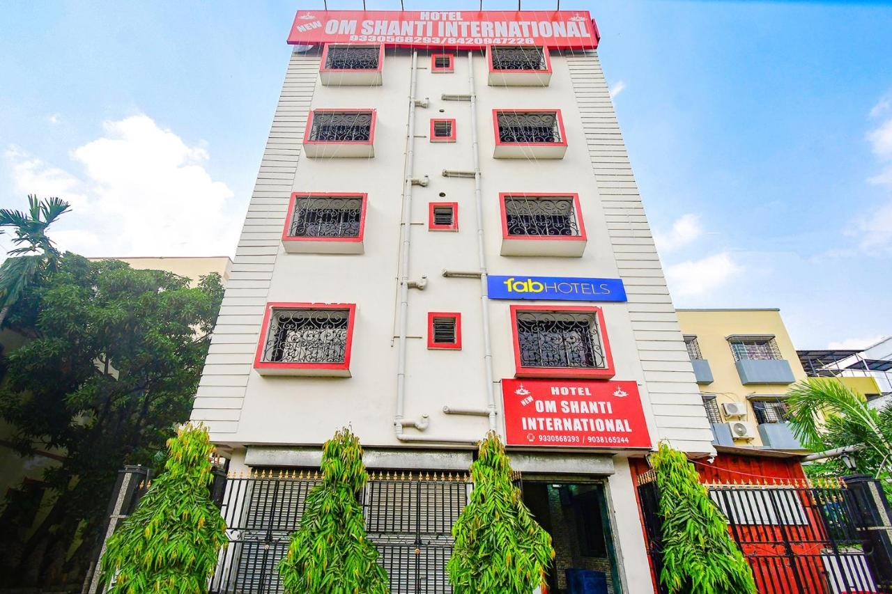 Fabexpress Om Shanti International Calcutta Exterior foto