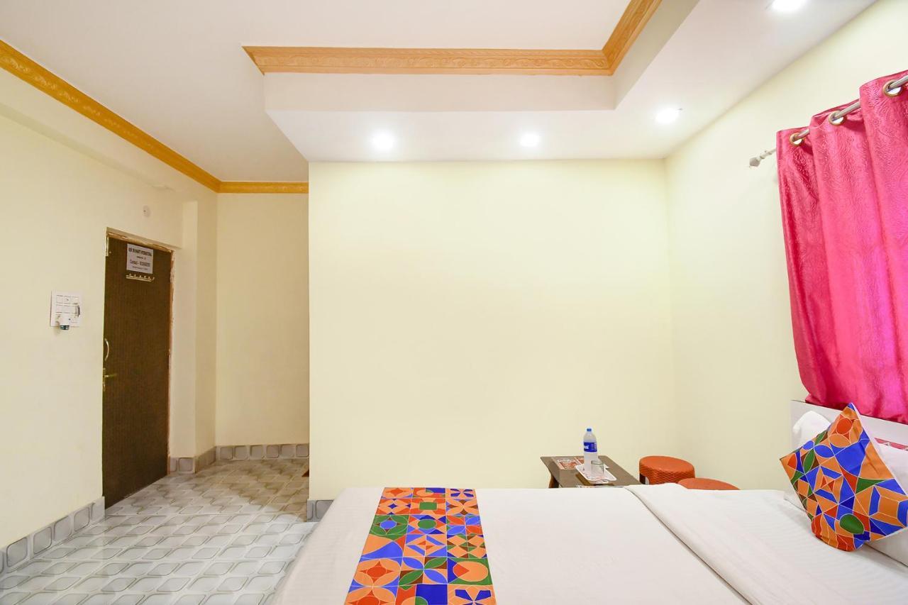 Fabexpress Om Shanti International Calcutta Exterior foto